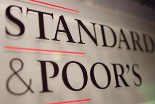 S & P улучшило прогноз по рейтингам Украины до «стабильного»
